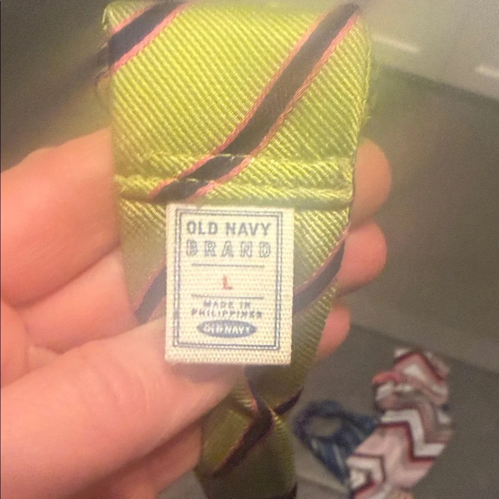 Old Navy Women Belt mixed lot Of 6 - All 6 for $15